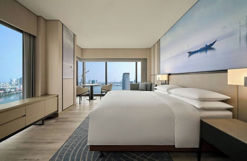 Hai Chau Hotel | Courtyard by Marriott Danang Han River