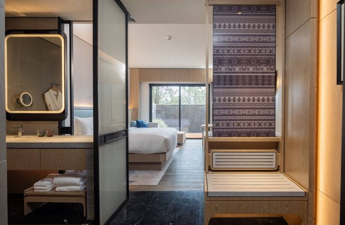 Sanjiang Hotel | Courtyard by Marriott Liuzhou Sanjiang