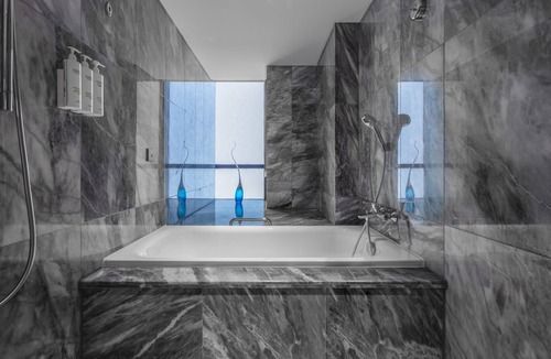 Donghu Qu Hotel | Courtyard By Marriott Nanchang