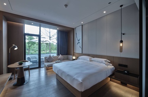 Pinghu Hotel | Courtyard By Marriott Pinghu