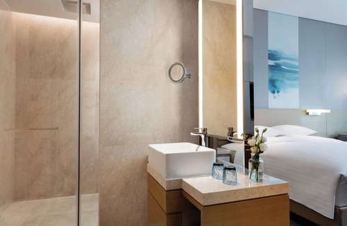 Shunde Hotel | Courtyard by Marriott Shunde Longjiang