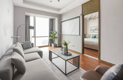 Jing'an House | Cozy 1bed Apt. Next to Metro 2 , Kerry Center, Jing'An Temple / Park & Retails