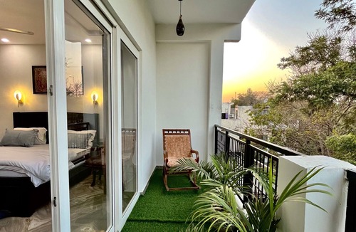 Taj Ganj Bed & Breakfast | Cozy Bed and Breakfast- 9 min walk from Taj Mahal