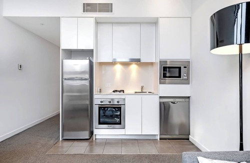 Chatswood CBD Apartment | CozyandModern Rental Studo Apt in Heart of Chatswood
