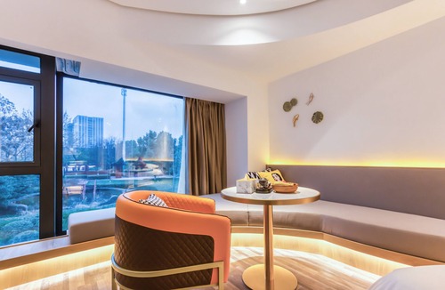 Gongchenqiao Hotel | Cozylife Hotel Canal