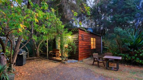 Crayfish Creek Resort | Crayfish Creek Van & Cabin Park
