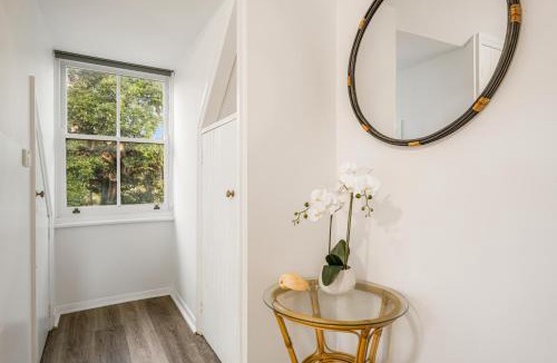 Crescent Head House | Crescent Lodge 307 Loftus Rd