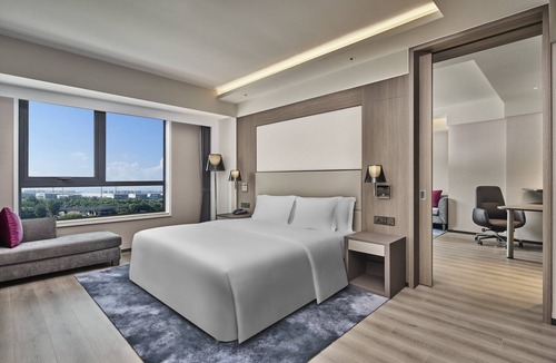 Beijing Hotel | Crowne Plaza Beijing International Airport by IHG