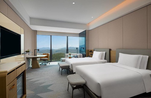 Xiangqiao Qu Hotel | Crowne Plaza Chaozhou Riverside by IHG