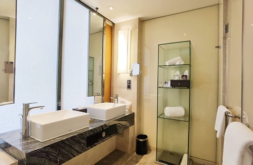 Chengdu Hotel | Crowne Plaza Chengdu Wenjiang by IHG