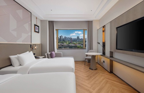 Haishu Hotel | Crowne Plaza City Center Ningbo by IHG
