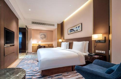 Ganjingzi Hotel | Crowne Plaza Dalian Sports Center by IHG
