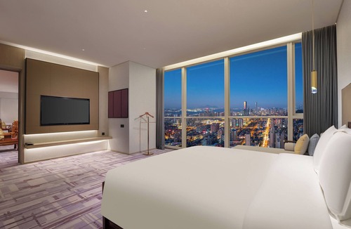 Xinghai Commercial Area Hotel | Crowne Plaza Dalian Xinghai by IHG