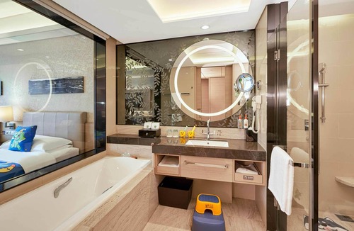 Huadu Hotel | Crowne Plaza Guangzhou Huadu by IHG