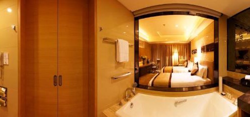 Huadu Hotel | Crowne Plaza Guangzhou Huadu by IHG
