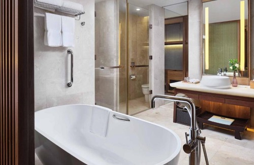 Yangjiang Resort | Crowne Plaza Hailing Island by IHG