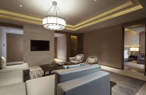 Hangzhou Hotel | Crowne Plaza Hangzhou Thousand Island Lake by IHG