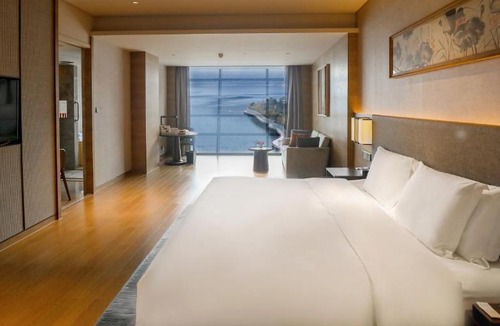 Xin'anjiang Resort | Crowne Plaza Hangzhou Thousand Island Lake by IHG