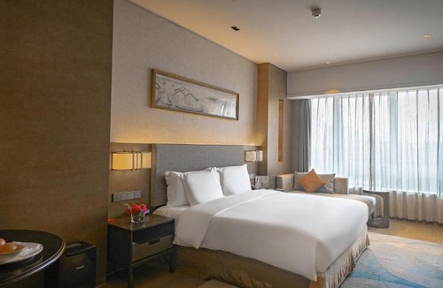 Xin'anjiang Resort | Crowne Plaza Hangzhou Thousand Island Lake by IHG