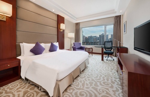 Xuhui Hotel | Crowne Plaza Hotel Shanghai by IHG