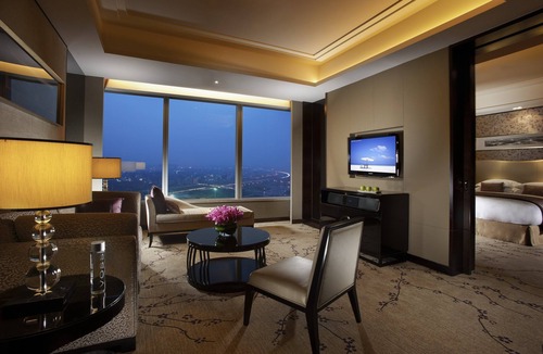 Huizhou Hotel | Crowne Plaza Huizhou by IHG