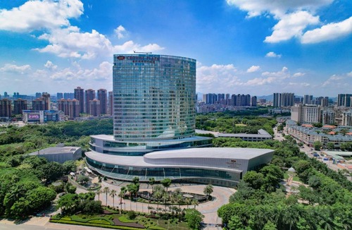 Huizhou Hotel | Crowne Plaza Huizhou by IHG