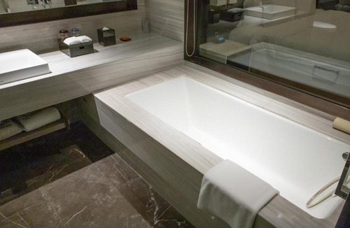 Kunshan Hotel | Crowne Plaza Kunshan by IHG
