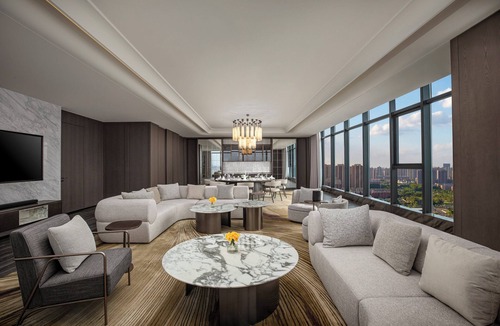 Lanshan District Hotel | Crowne Plaza Linyi Olympic Sports Centre by IHG