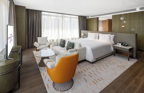 Licang Hotel | Crowne Plaza Qingdao Jinshui by IHG