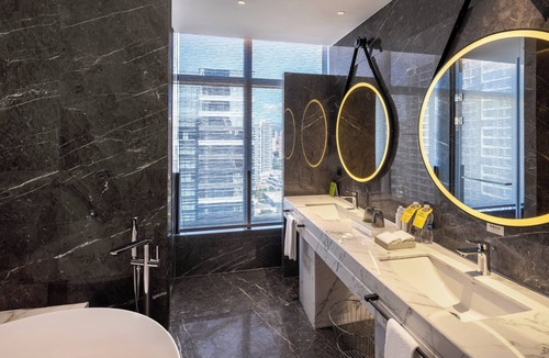 Licang Hotel | Crowne Plaza Qingdao Jinshui by IHG