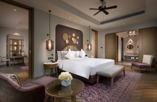 Huangdao Hotel | Crowne Plaza Qingdao Oriental Movie Metropolis by IHG