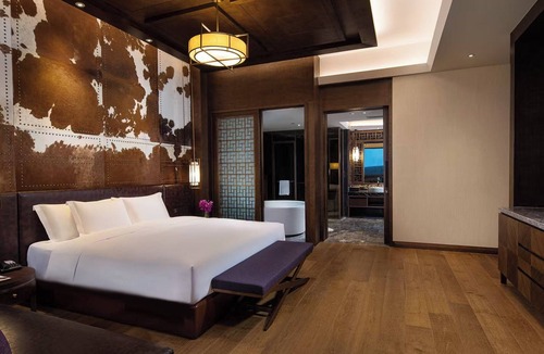 Changbai Mountain North Slope Hotel | Crowne Plaza Resort Changbaishan Hot Spring by IHG
