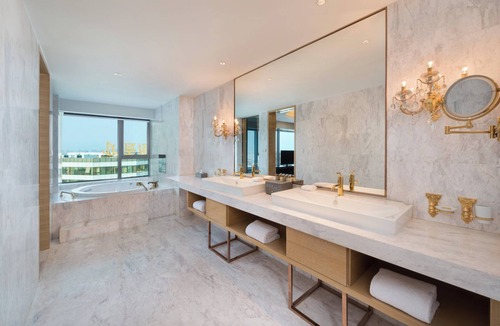 Putuo Hotel | Crowne Plaza Shanghai Noah Square by IHG