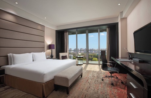 Qingpu Hotel | Crowne Plaza Shanghai Xiayang Lake by IHG