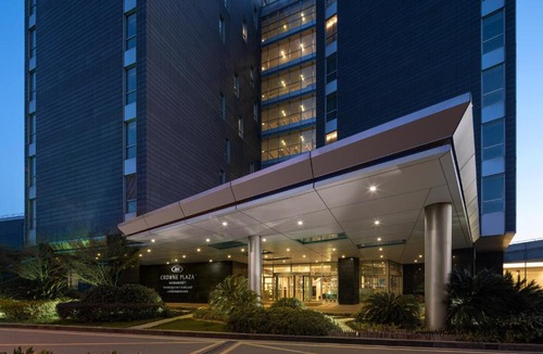 Qingpu Hotel | Crowne Plaza Shanghai Xiayang Lake by IHG