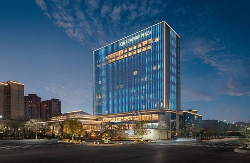 Shangluo Hotel | Crowne Plaza Shangluo by IHG