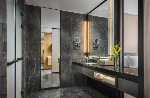 Shangyu Hotel | Crowne Plaza Shaoxing Binhai New Area by IHG
