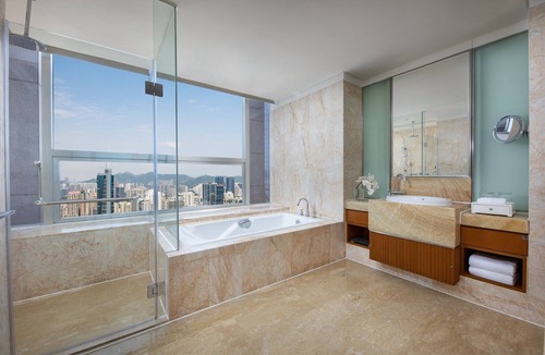 Futian CBD Hotel | Crowne Plaza Shenzhen Futian by IHG