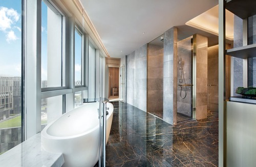 Shajing Hotel | Crowne Plaza Shenzhen World Exhibition and Convention Center by IHG