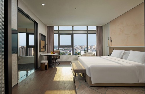 Minli Liuzu Hotel | Crowne Plaza Taixing by IHG