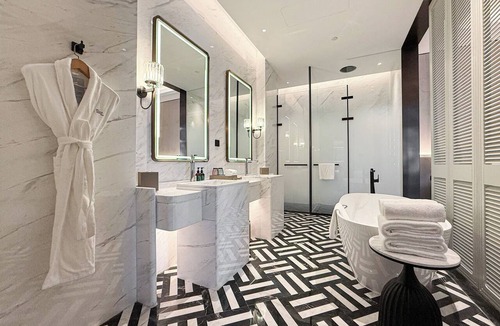 Minli Liuzu Hotel | Crowne Plaza Taixing by IHG