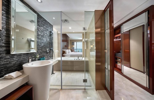 Luqiao District Hotel | Crowne Plaza Taizhou by IHG