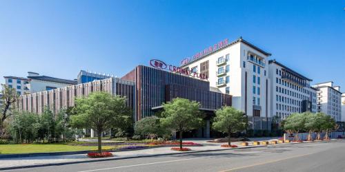 Wuzhen Hotel | Crowne Plaza Wuzhen by IHG