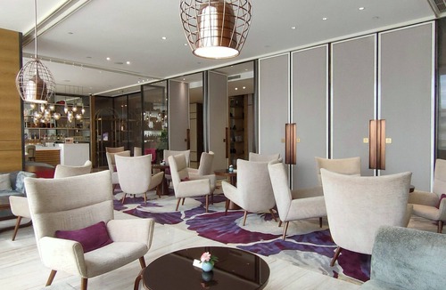 Cuiping District Hotel | Crowne Plaza Yibin by IHG