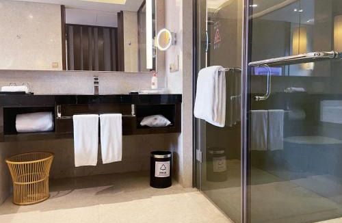 Longwen District Hotel | Crowne Plaza Zhangzhou by IHG