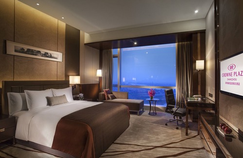 Longwen District Hotel | Crowne Plaza Zhangzhou by IHG