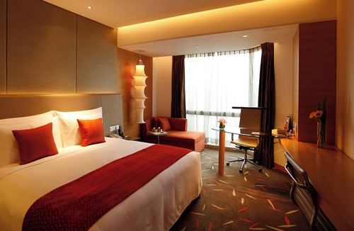 Nanqu Subdistrict Hotel | Crowne Plaza Zhongshan Wing on City by IHG