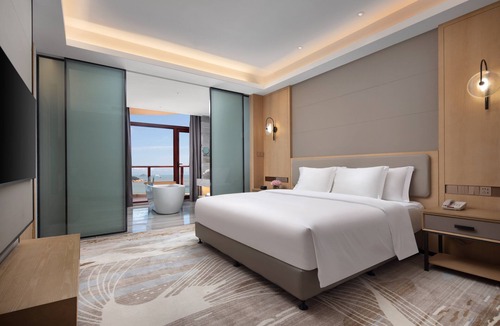 Putuo Hotel | Crowne Plaza Zhoushan Seaview by IHG