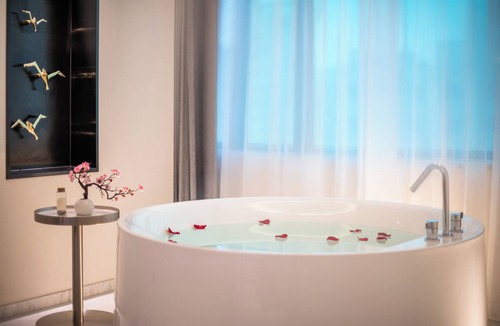 Yunyan District Hotel | Crystal Hotel GuiYang Fountain