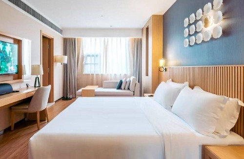 Downtown Hangzhou Hotel | Crystal Hotel Hangzhou West Lake Wulin